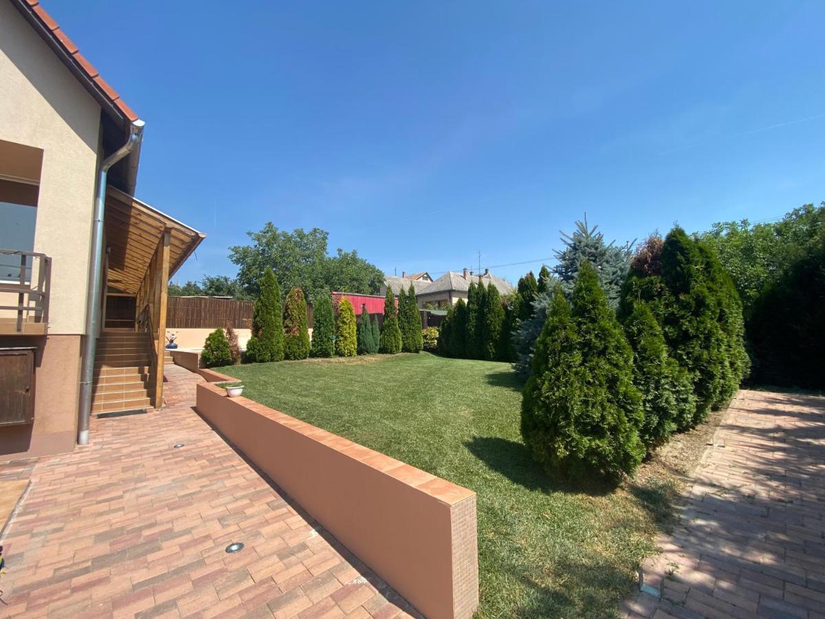 Garden Spa Resort Budapest Extérieur photo